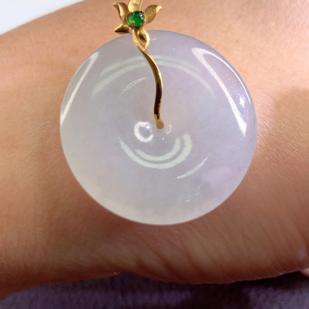 翡翠18K金镶嵌颈饰翡翠