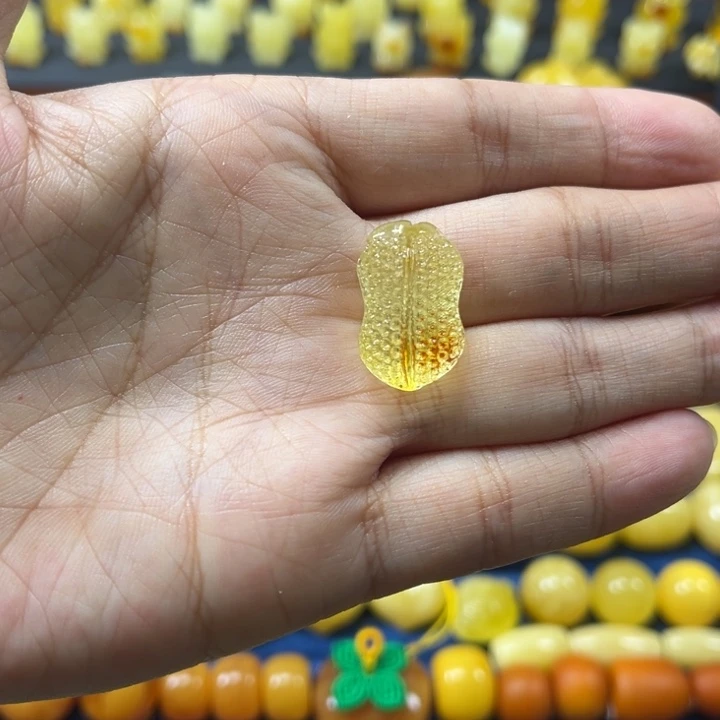 琥珀未镶嵌裸石卡21花生好事发生