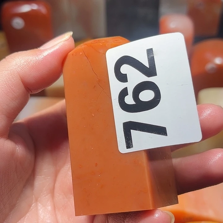 温***主老挝石老挝保利石印章