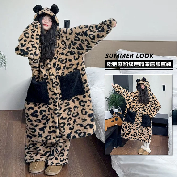 豹纹小熊珊瑚绒睡袍女童秋冬季2025新款加绒加厚家居服睡衣套装