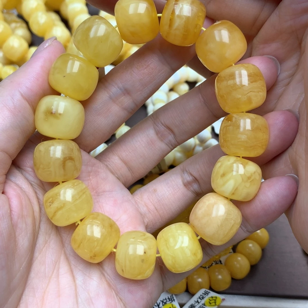 蜜蜡未镶嵌珠宝奇石17