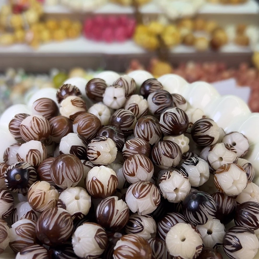 菩提根/象牙果吊坠卡13带皮莲花30颗