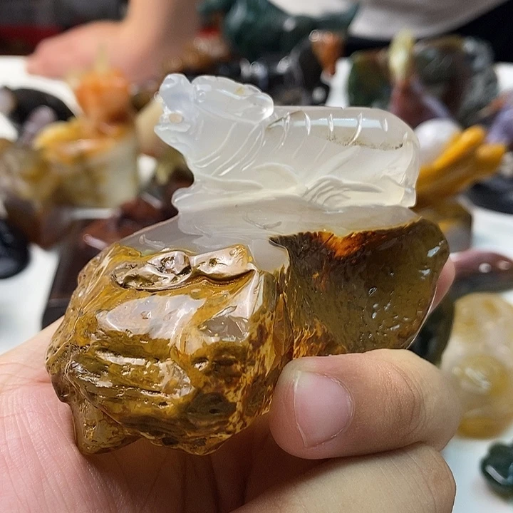 合金颈饰玛瑙/玉髓