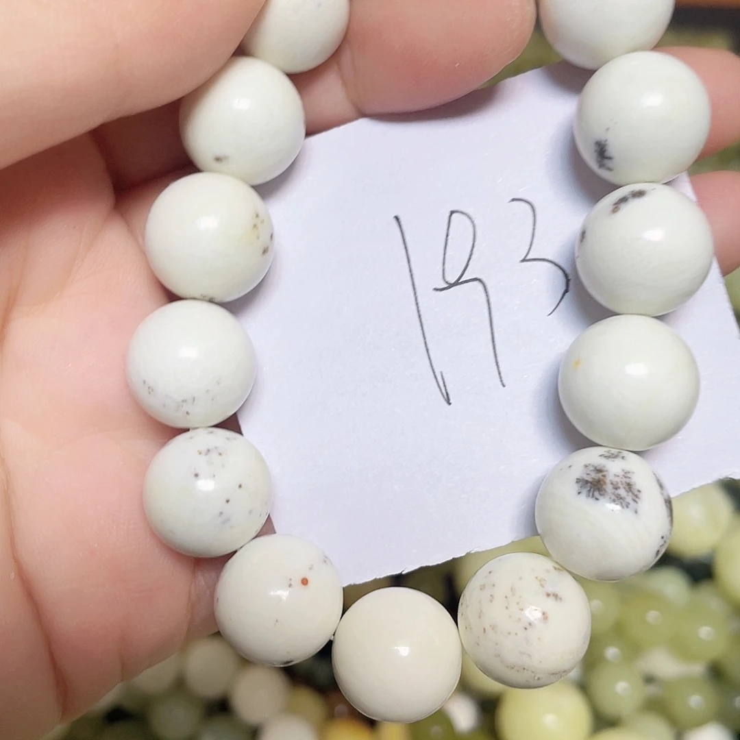 未镶嵌蛇纹石玉手链