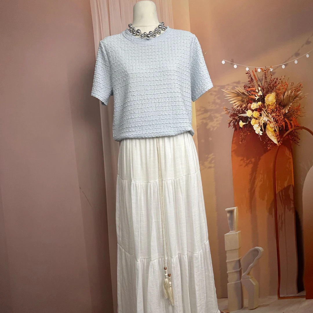 夏季时尚气质简约短袖