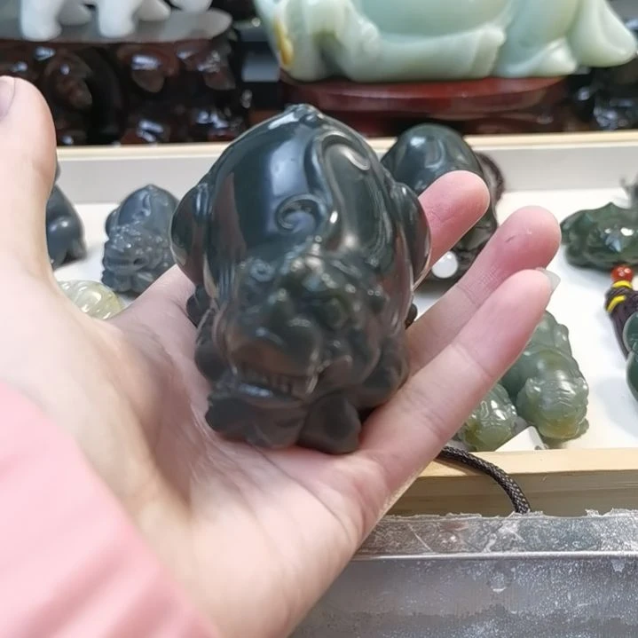 和田玉（碧玉）未镶嵌颈饰