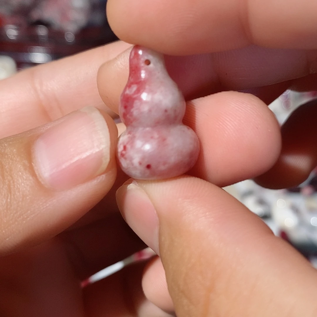 天然辰砂原石玉化葫芦