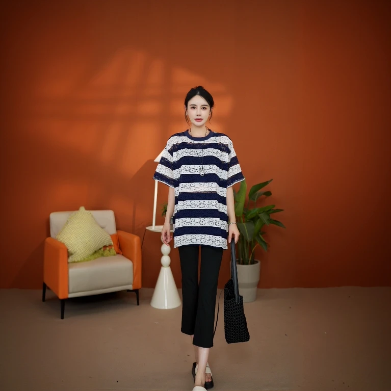 2025夏季新款蕾丝提花条纹时尚显瘦减龄气质短袖上衣