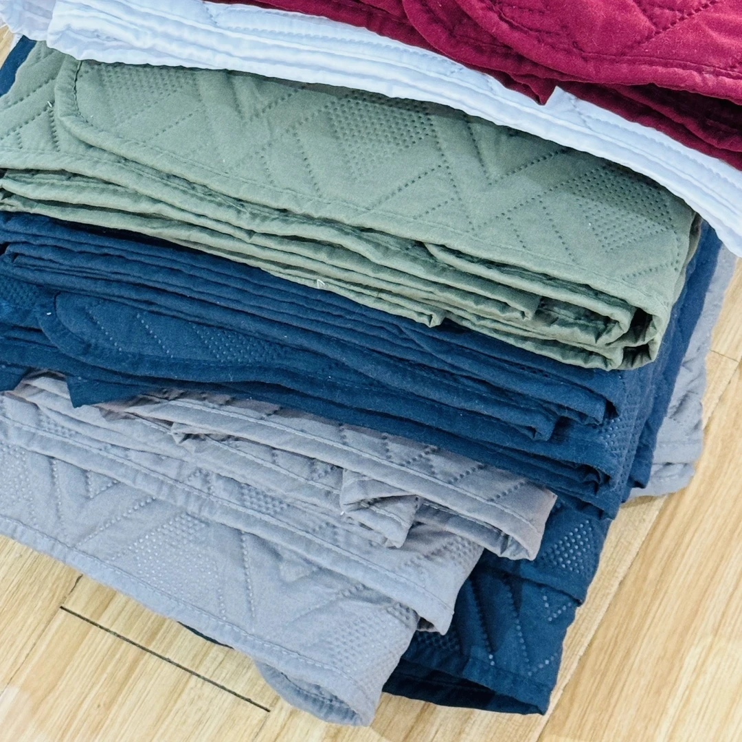 《云云家》高品质颜色款式不挑超柔绗缝床盖尺寸约200*220起