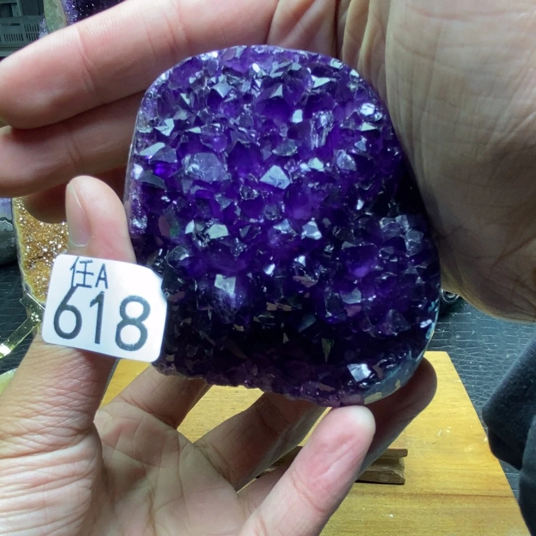 水晶大型摆件（非配饰）未镶嵌