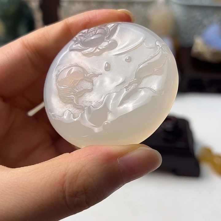 玛瑙/玉髓颈饰未镶嵌