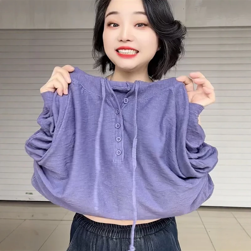 2025年春秋文艺风纯色连帽针织衫女宽松显瘦长袖t恤套头打底上衣