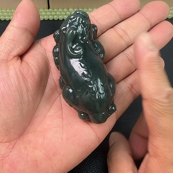 未镶嵌和田玉把件