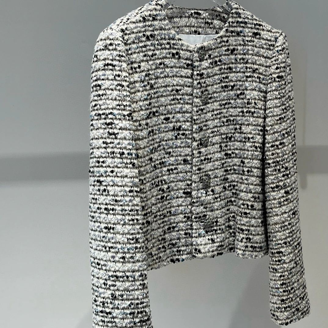 2025新款短款优雅风直下摆长袖花呢外套