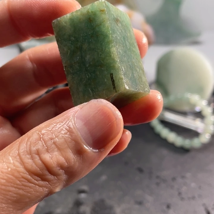 定制翡翠未镶嵌缅甸翡翠A货毛料