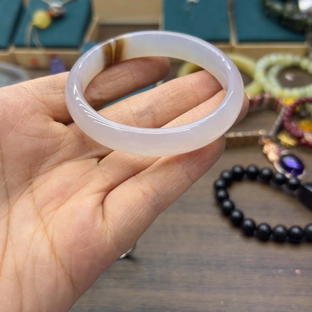 玛瑙/玉髓未镶嵌手镯53.3圈围1917