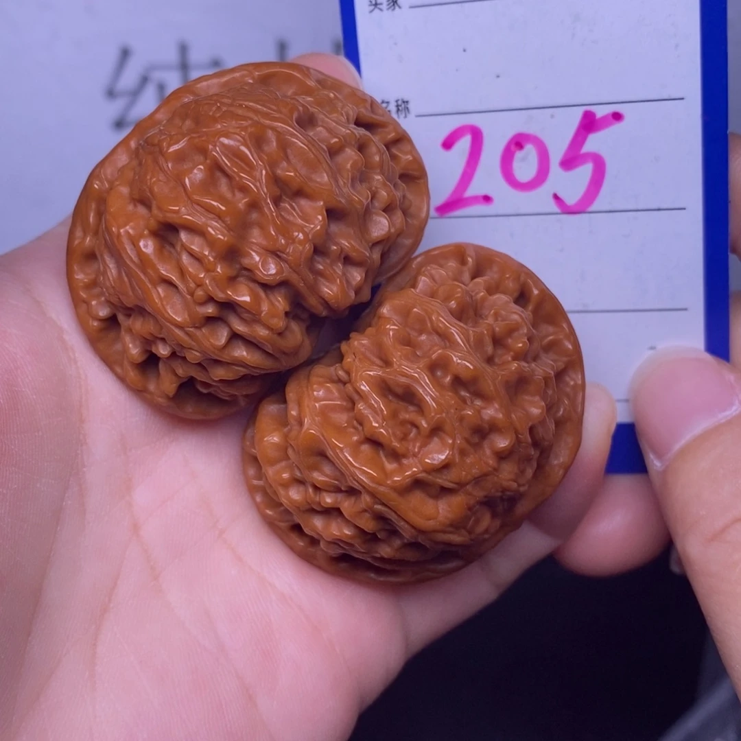文玩核桃把件205/45.5宫灯