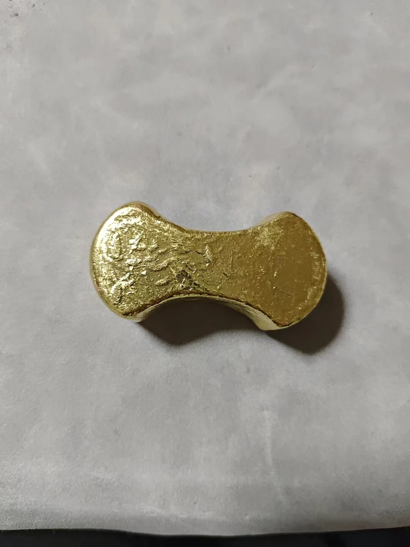 （质检发货）经典黄色摆件y92817