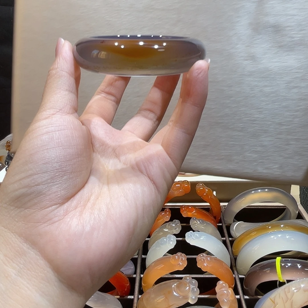 玛瑙/玉髓未镶嵌手镯