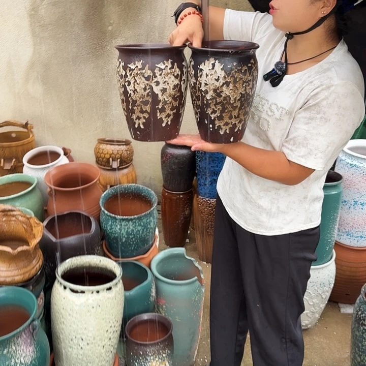 口17高23两个盆子。