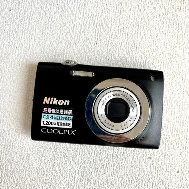 99新 Nikon/尼康 尼康s2500网红款冷白色彩饱满氛围感