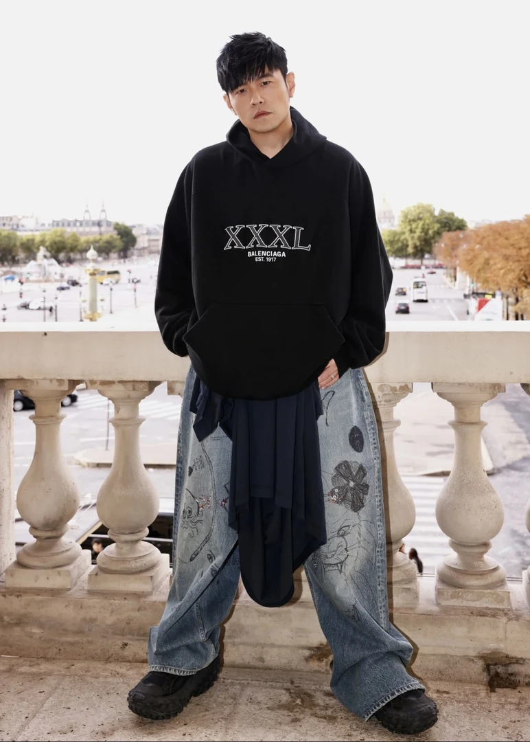 未使用 Balenciaga/巴黎世家 Balenciaga巴黎世家拼接下摆帽衫/JP