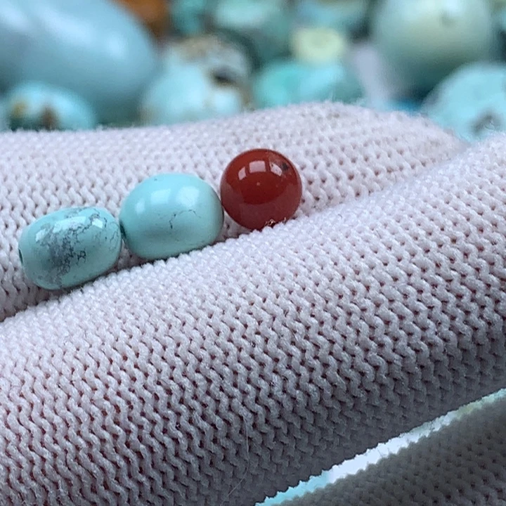 南红玛瑙未镶嵌珠宝奇石