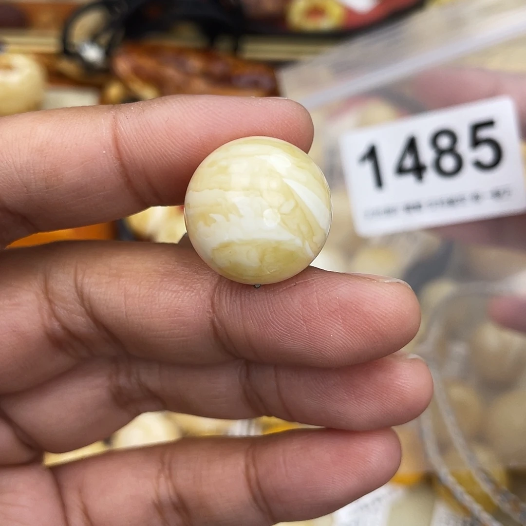 蜜蜡未镶嵌珠宝奇石粉19.3