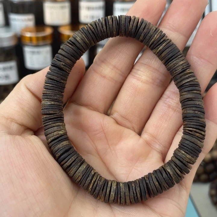 沉香沉香碎屑沉水0.8药片单圈