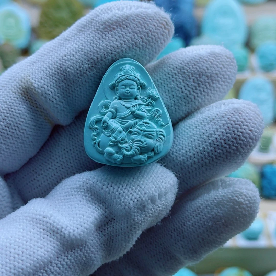 绿松石未镶嵌珠宝奇石