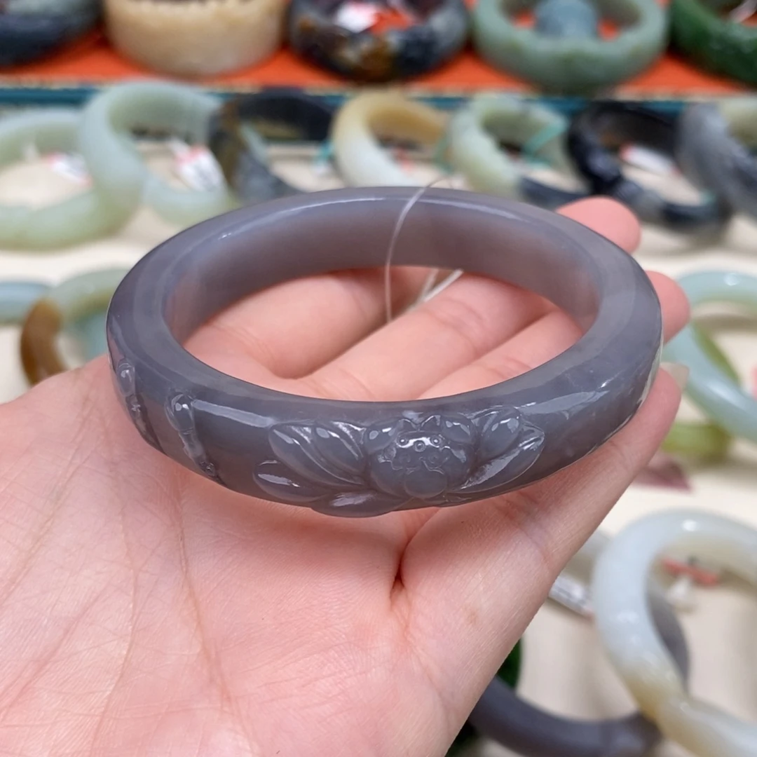 和田玉手镯未镶嵌56.9