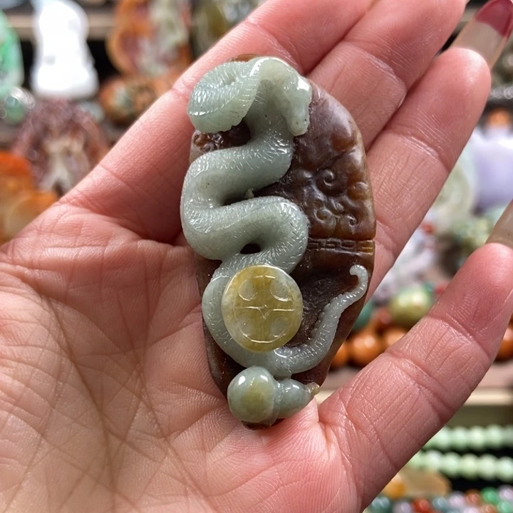 翡翠未镶嵌挂件腾冲老料翡翠挂件