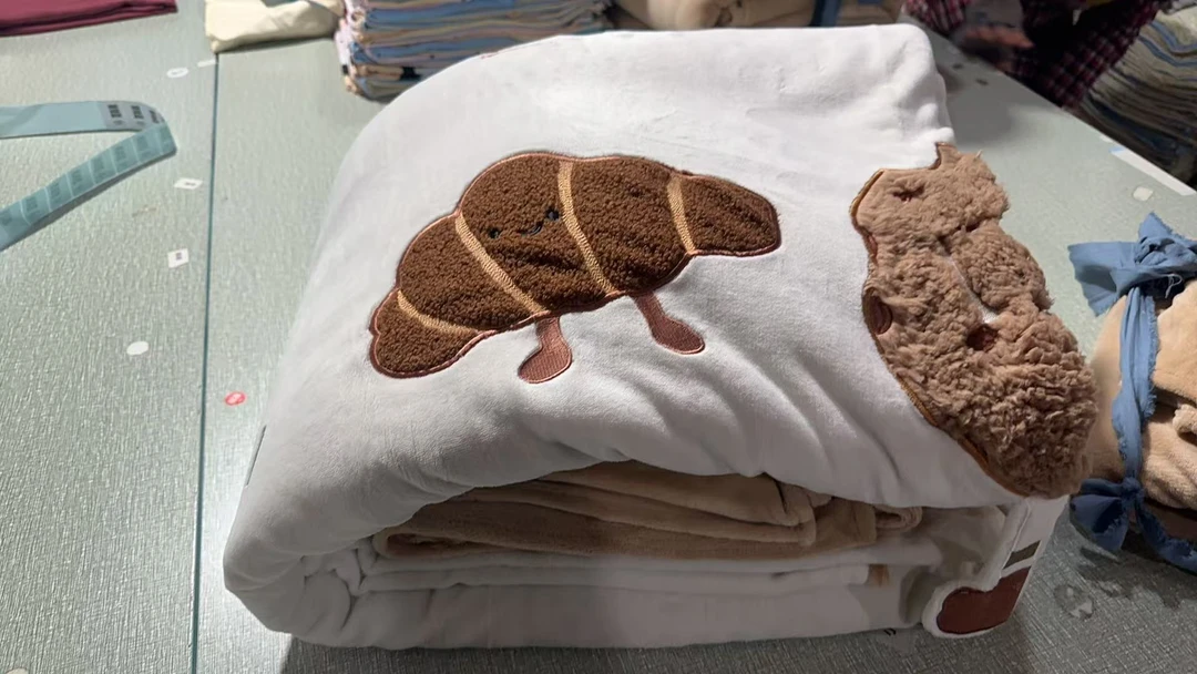 曲奇加大老蒋粉丝福利牛奶绒四件套冬季