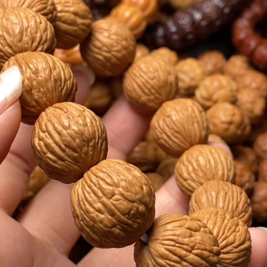 猴头核桃手串猴头