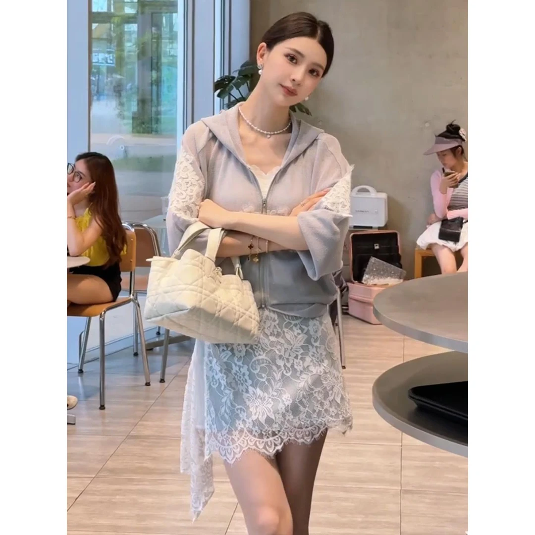 今年流行套装女2026新款早秋设计感蕾丝拼接连帽外套半身裙两件套