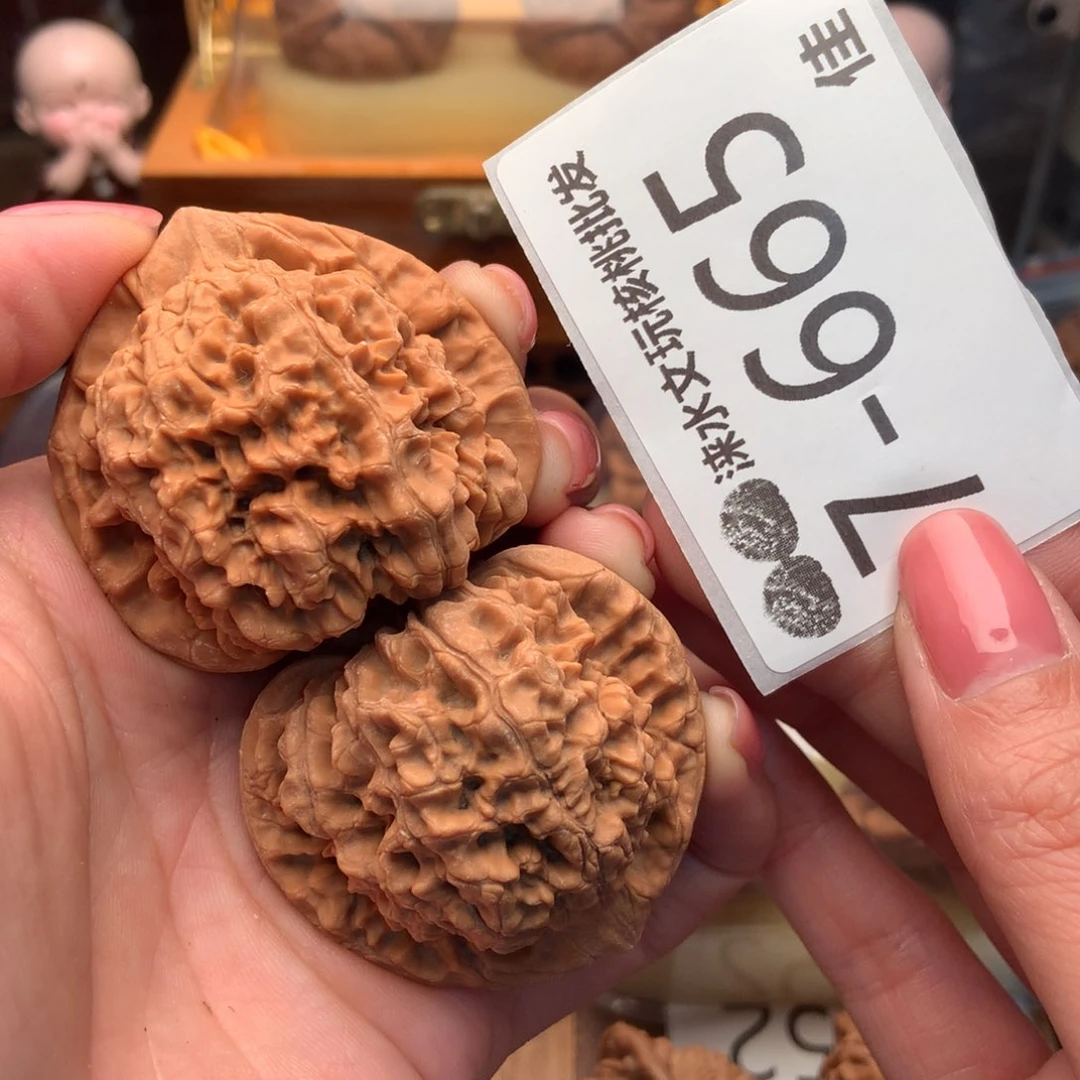 文玩核桃把件46官帽