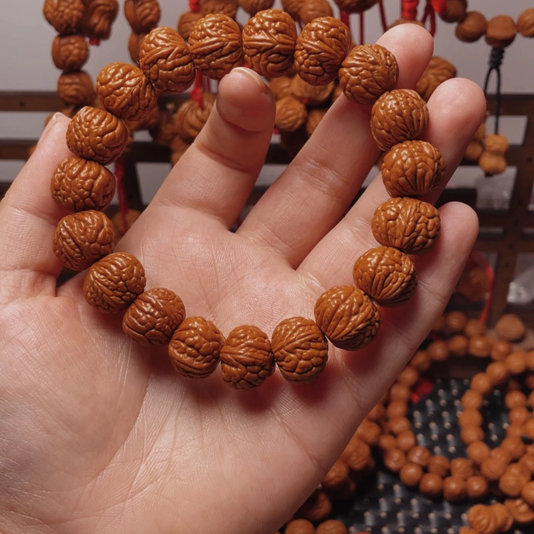 木质类龙纹桃枭手串