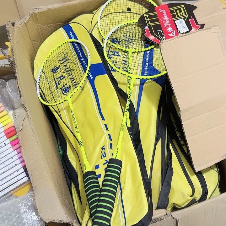 三醋酯纤维羽毛球拍 送包 1副