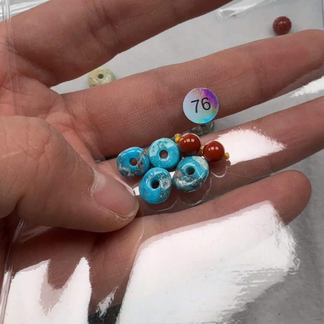 南红玛瑙未镶嵌珠宝奇石