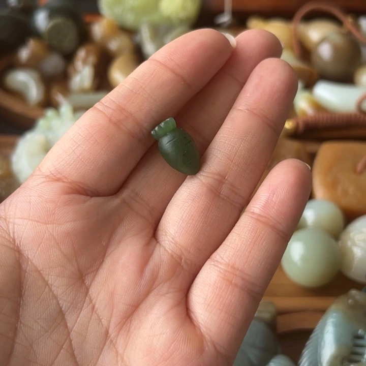 颈饰未镶嵌和田玉一****4