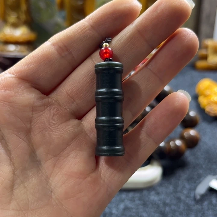 和田玉未镶嵌颈饰沙**集