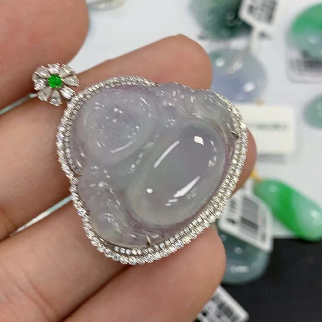 颈饰18K金镶嵌翡翠