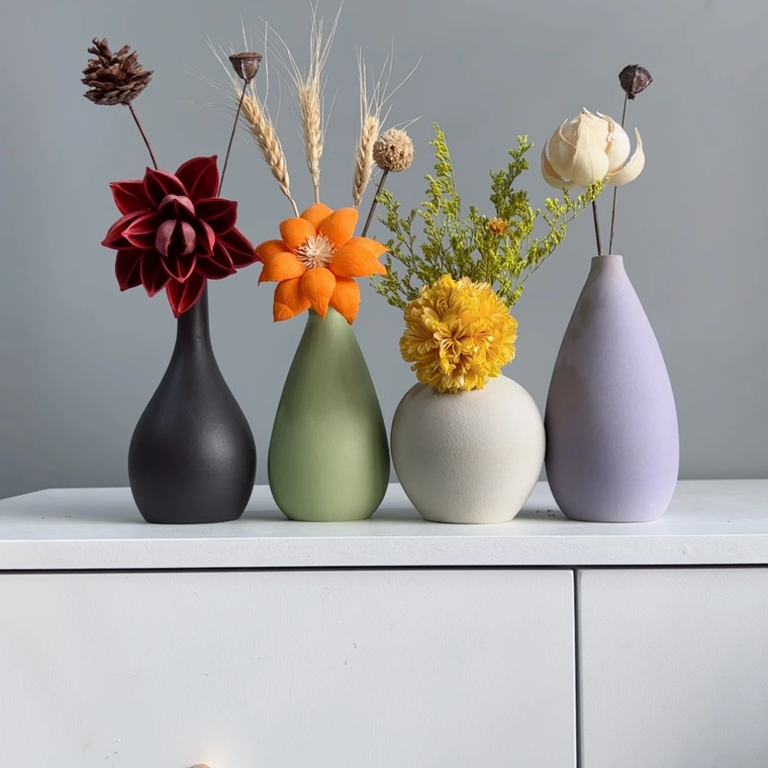 摆件陶瓷小花瓶摆件含花总高约20-30cm