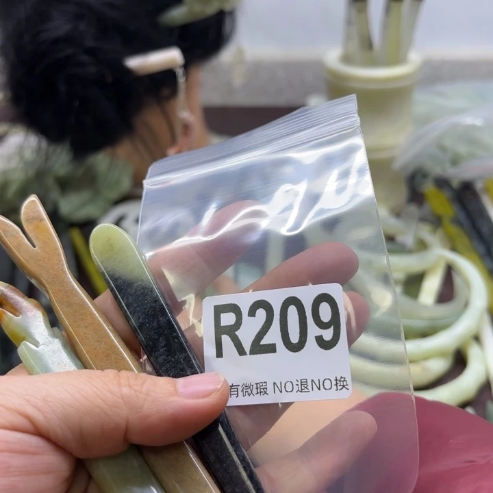 蛇纹石玉发饰合金?***?