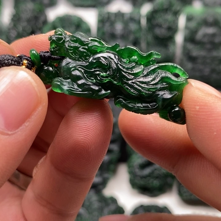 定制翡翠未镶嵌天然翡翠A货飞天貔貅