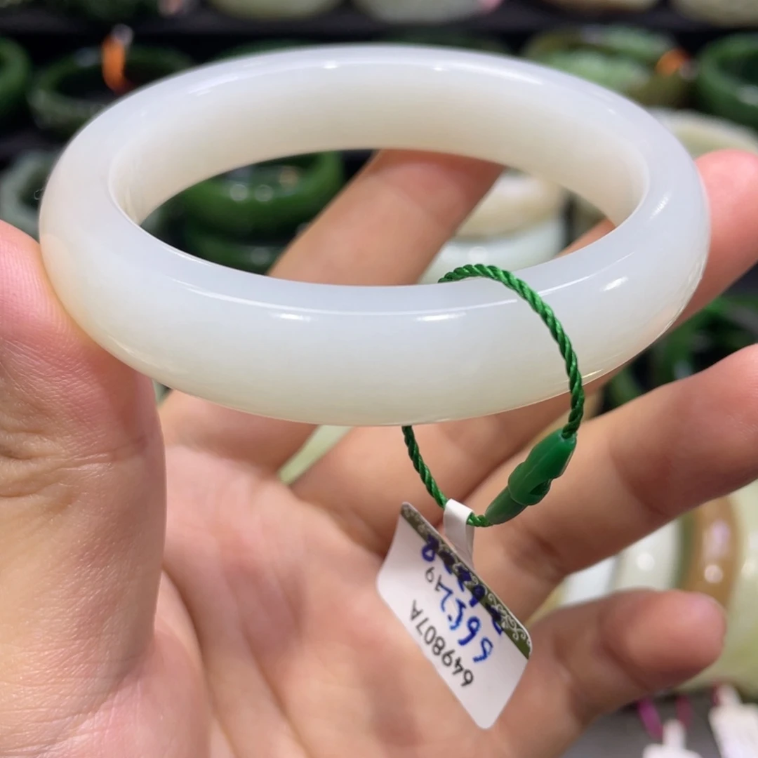 未镶嵌手镯和田玉28