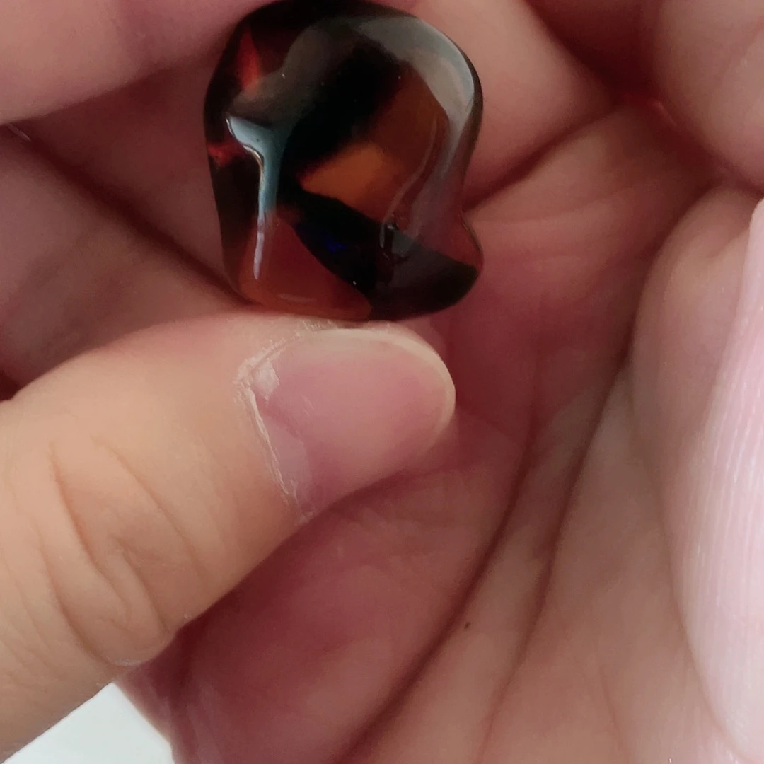 琥珀裸石未镶嵌大