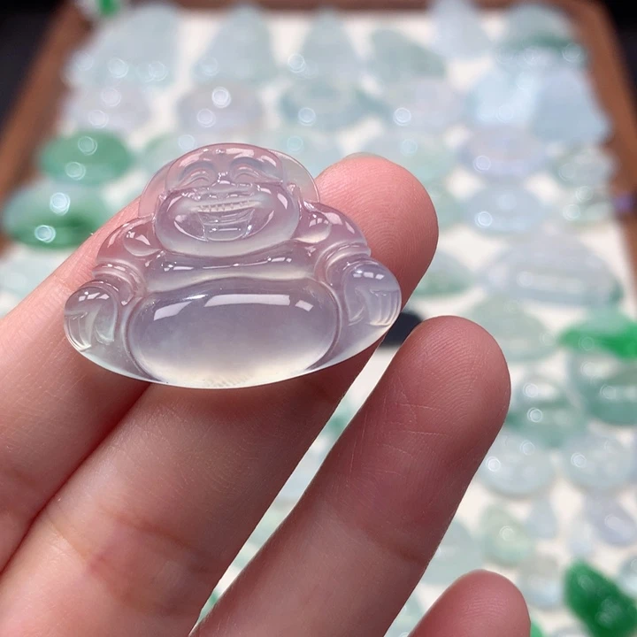 翡翠未镶嵌颈饰冰种佛公