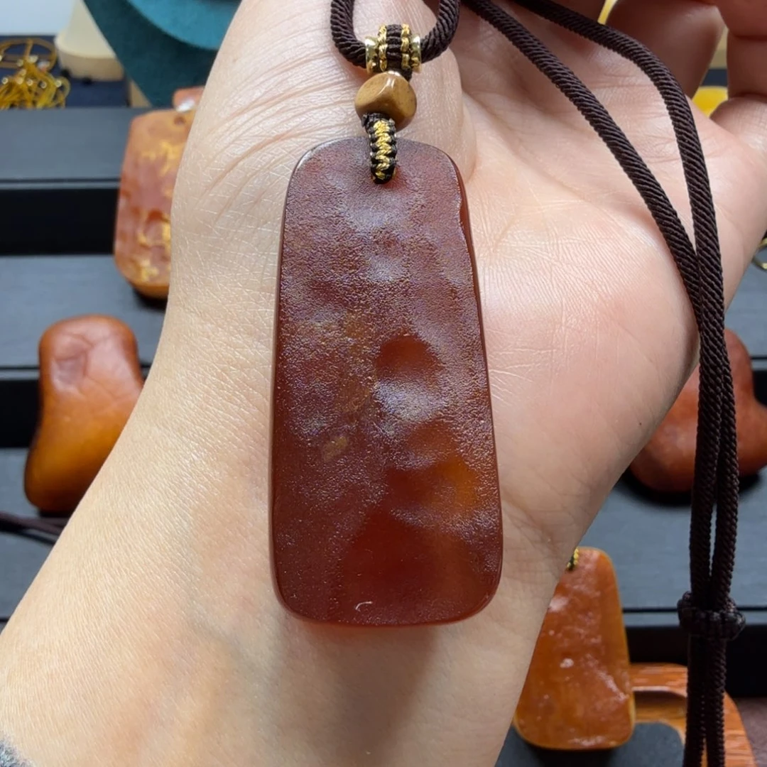 琥珀吊坠(赠链)未镶嵌