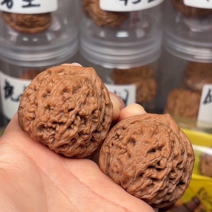 听***语桃核吊坠41水龙纹